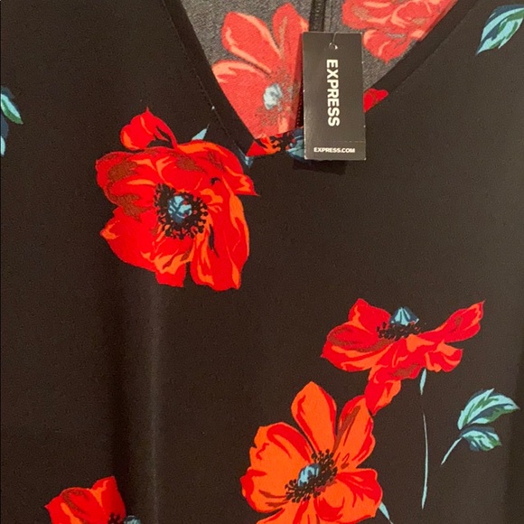 Blouse - Picture 2 of 5